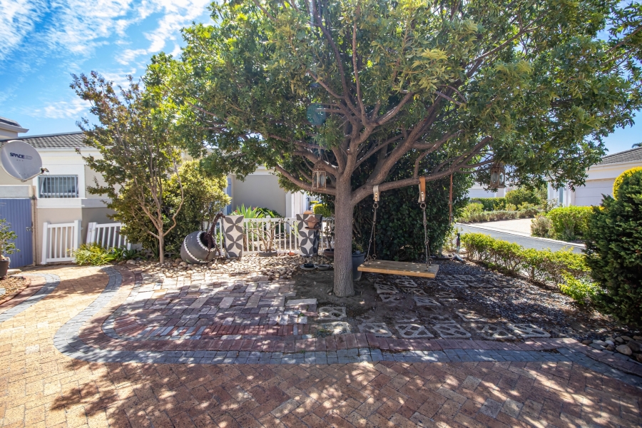 3 Bedroom Property for Sale in Heritage Park Western Cape